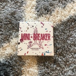 Jeffree Star Mini Breaker palette